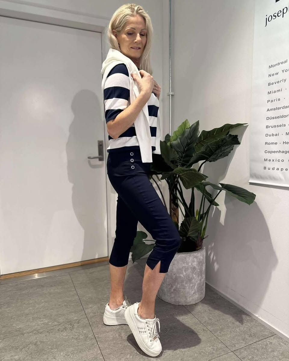 Faustina Capri blå
